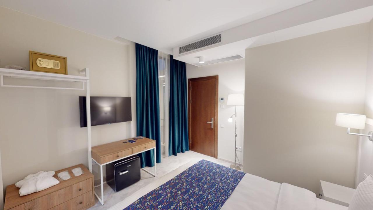 Epigraph Design Kosher Hotel Тбилиси Екстериор снимка
