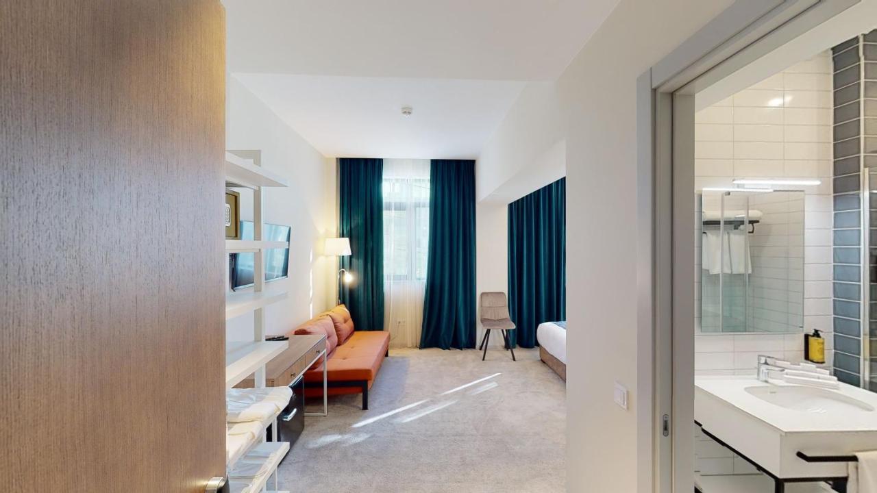 Epigraph Design Kosher Hotel Тбилиси Екстериор снимка
