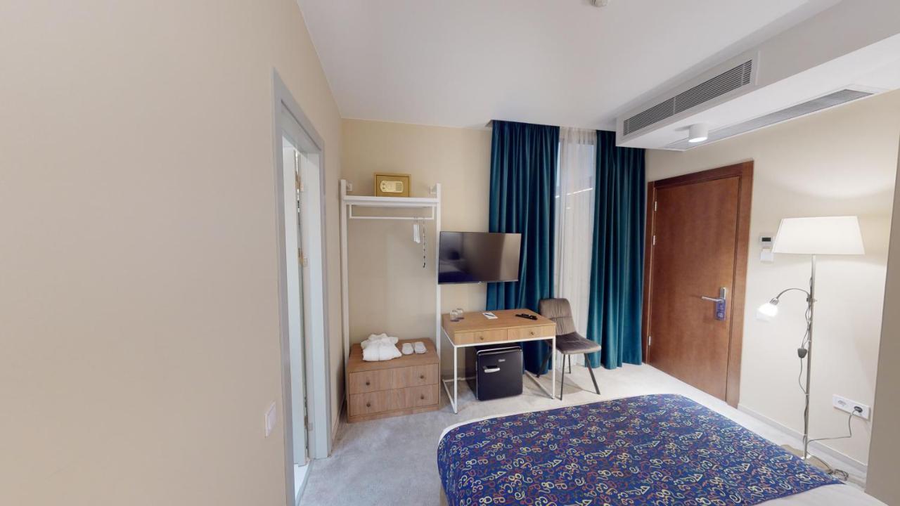 Epigraph Design Kosher Hotel Тбилиси Екстериор снимка
