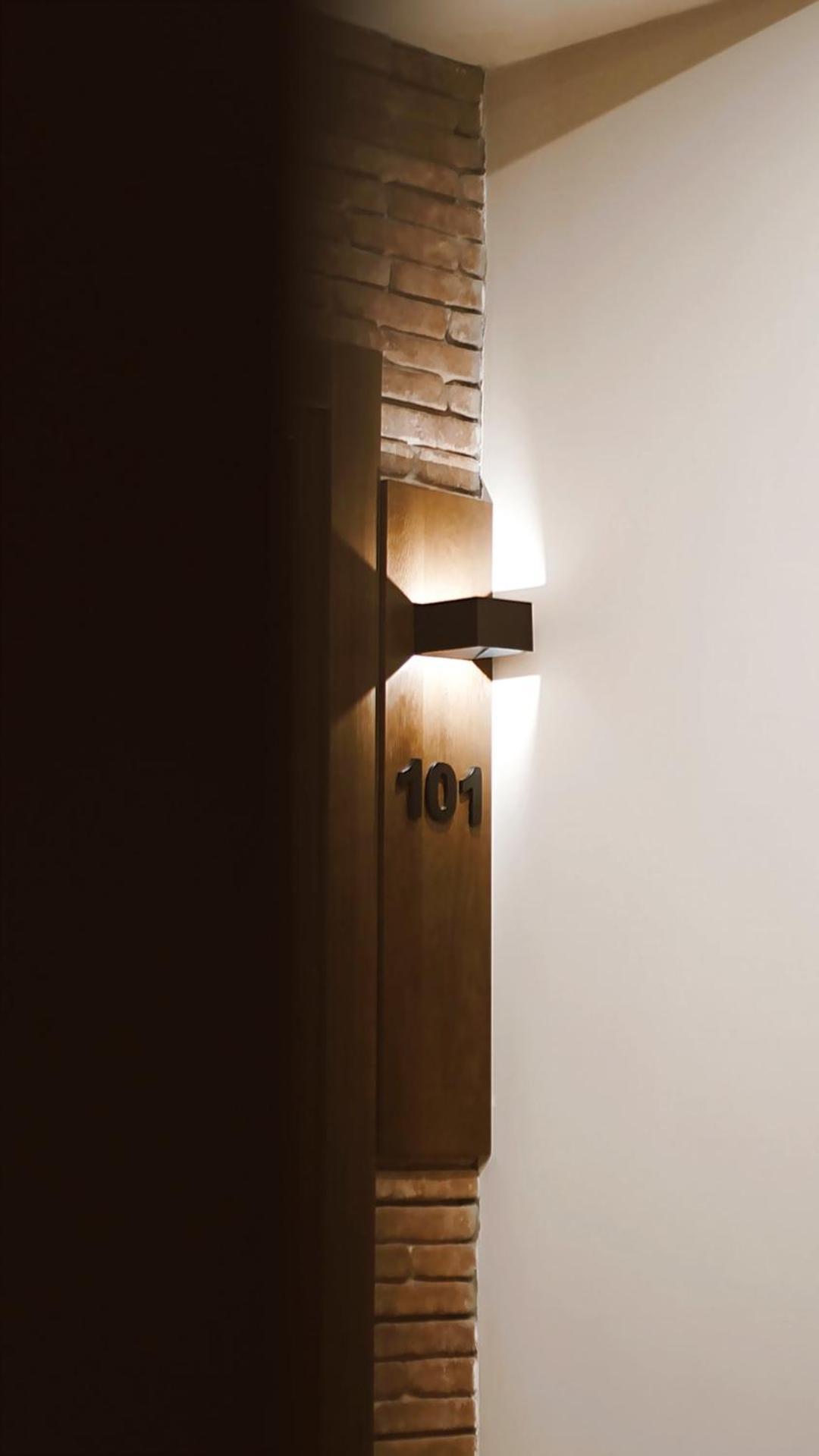 Epigraph Design Kosher Hotel Тбилиси Екстериор снимка