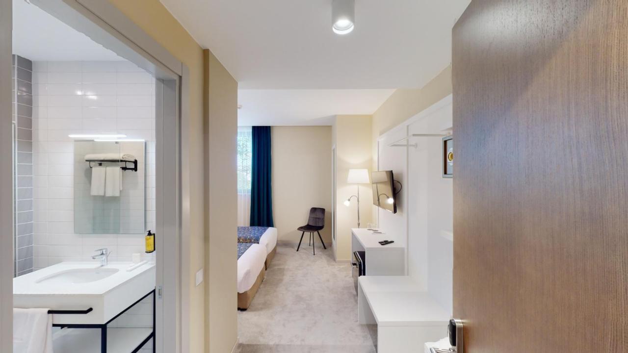 Epigraph Design Kosher Hotel Тбилиси Екстериор снимка